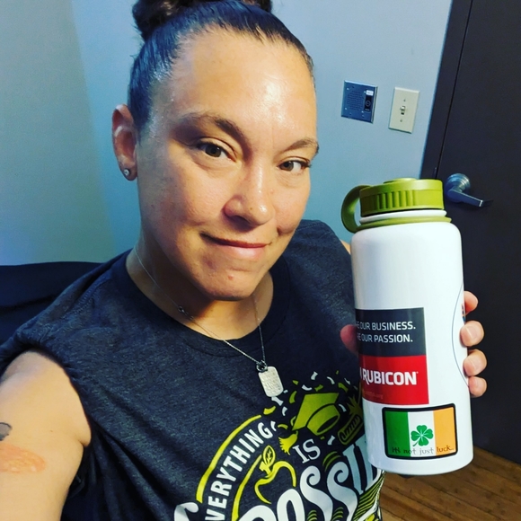 Meet your Posher, Kristina - Picture 2 of 2